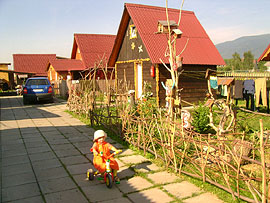 Záber z vnútra kempu